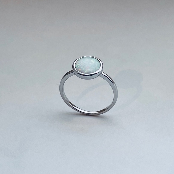 ⭐️TOP SELLER⭐️ Sterling Silver White Lab Opal Ring, Silver Rings, Stone Ring - Picture 3 of 14